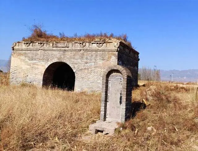                                      Sun Chuanting Tomb                                 